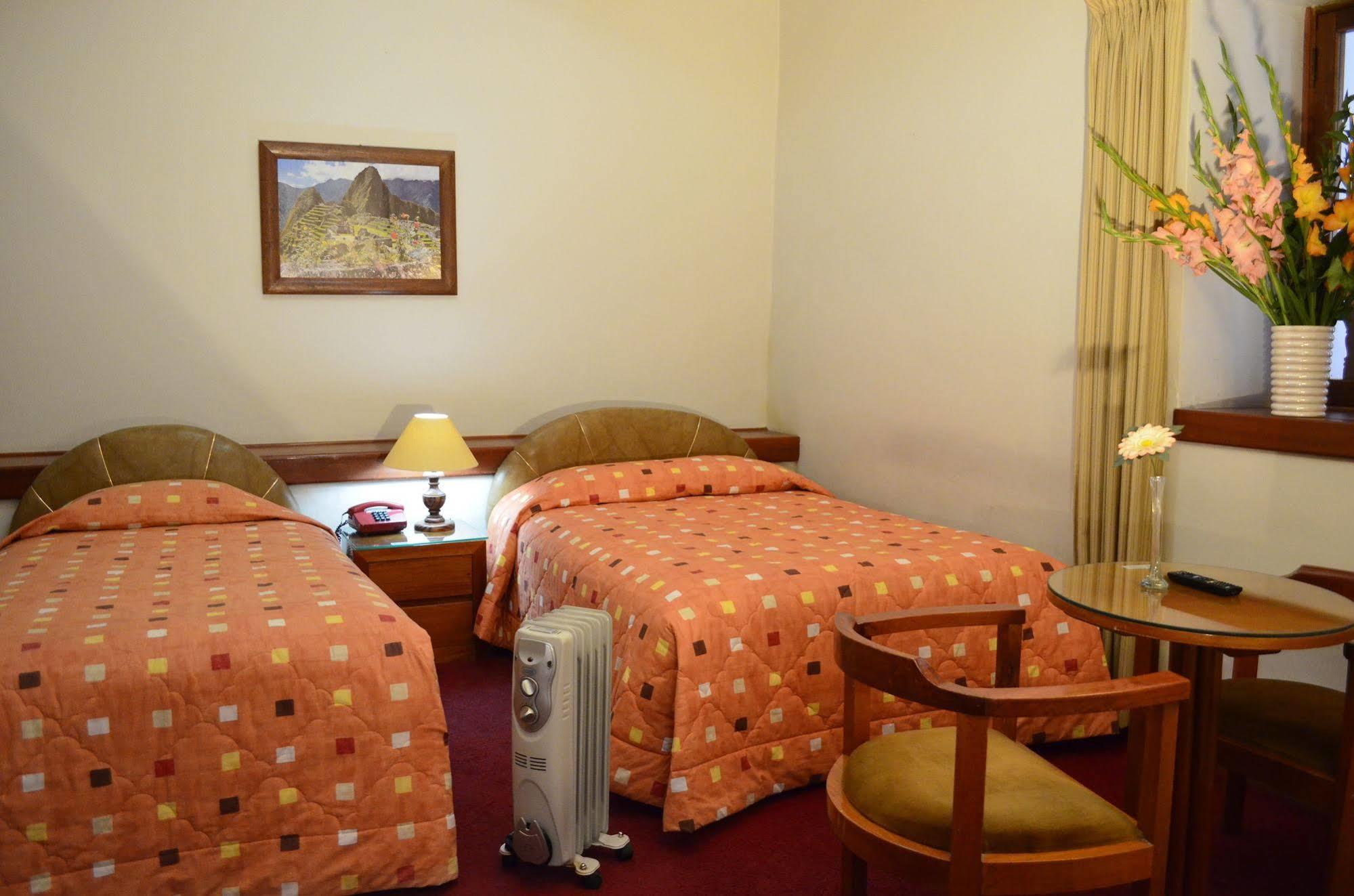 Hotel Garcilaso I クスコ エクステリア 写真