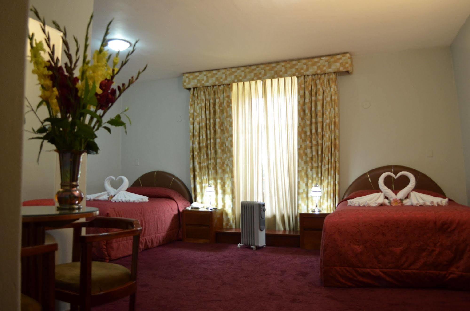 Hotel Garcilaso I クスコ エクステリア 写真